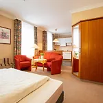 Apart Otel Hohenzollern 4*